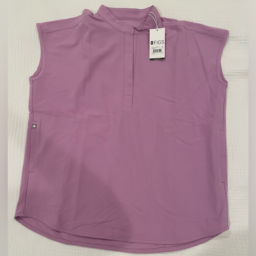 NWT Rafaela Oversized Figs Scrub top available in 2 sizes
